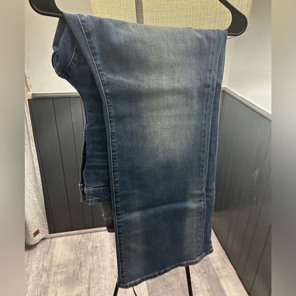 🍒 Torrid NWOT Mid Rise Slim Boot Vintage Stretch Jeans Size 22 - Picture 5 of 7